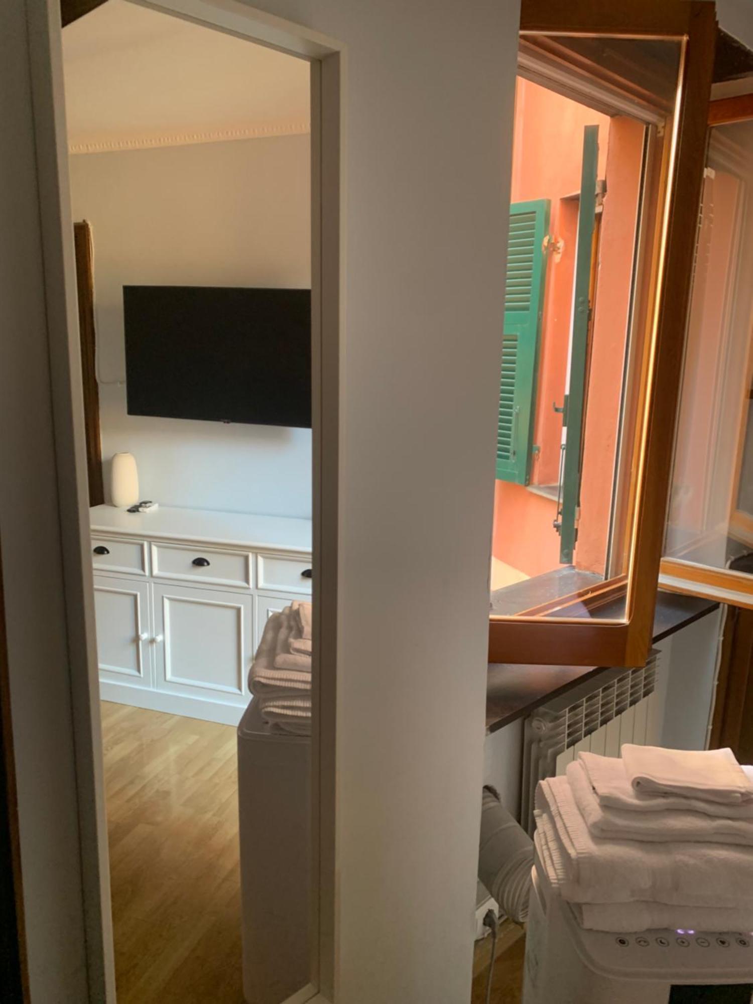 The First Colombo Brignole XX Settembre Apartamento Génova Exterior foto